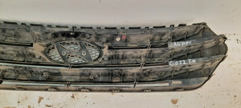 Решетка радиатора