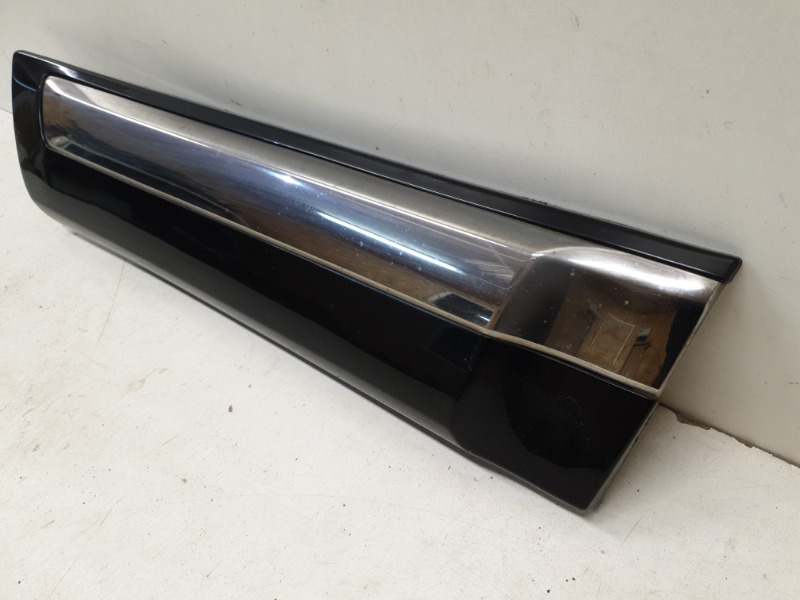 Накладка двери задней правой