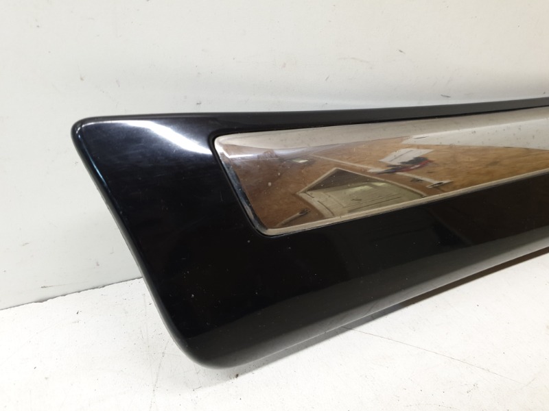 Накладка двери задней правой