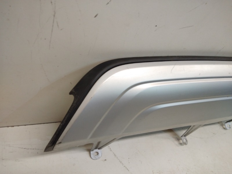 Спойлер заднего бампера