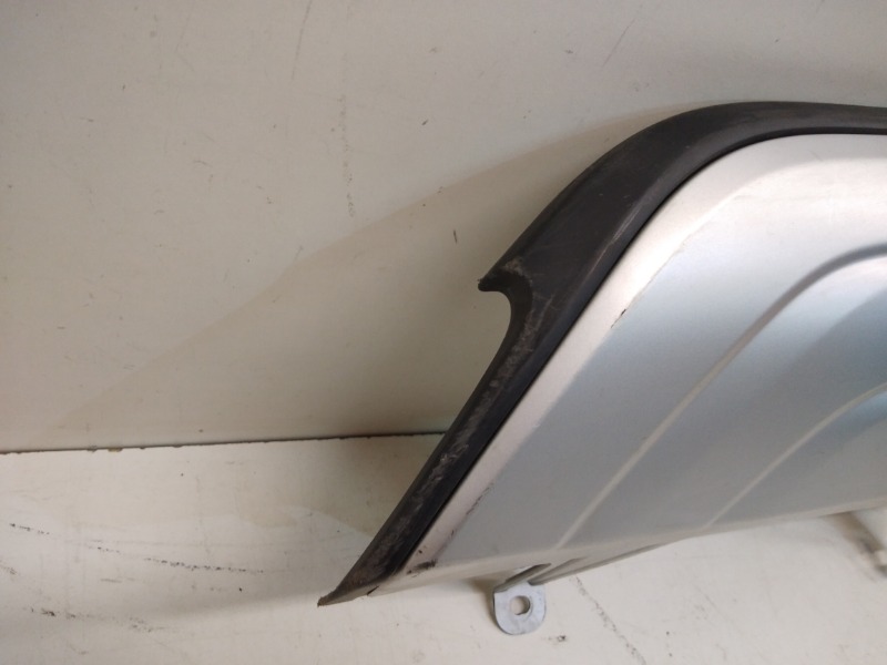 Спойлер заднего бампера