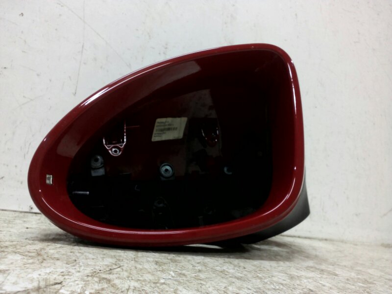 Накладка зеркала левого