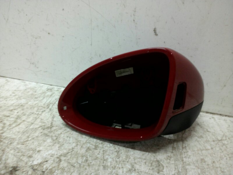 Накладка зеркала левого