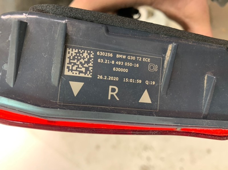 Фонарь задний правый