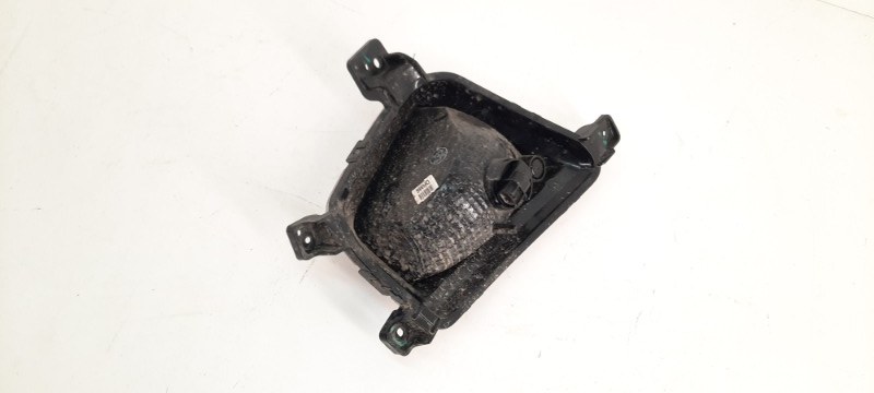 Фара противотуманная правая