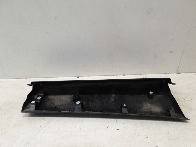 Накладка двери задней левой