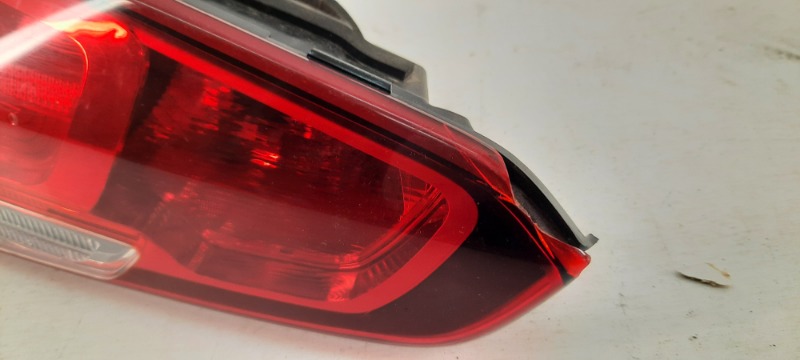 Фонарь задний левый