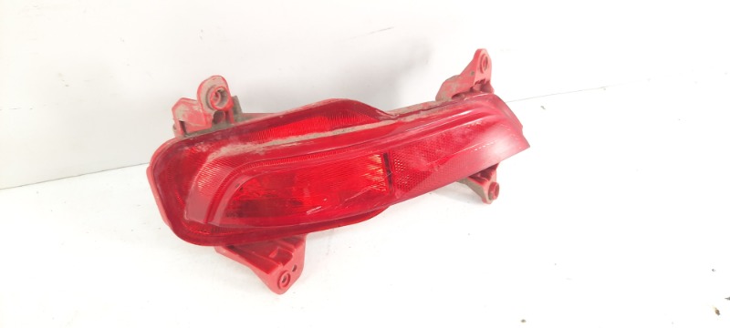 Фара противотуманная правая