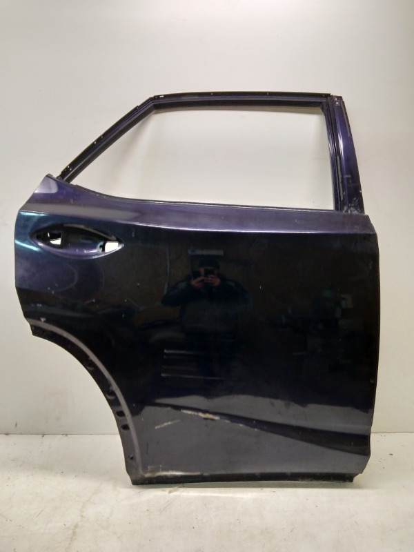 Дверь задняя правая