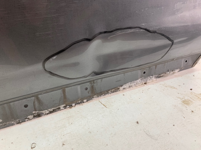 Дверь задняя правая