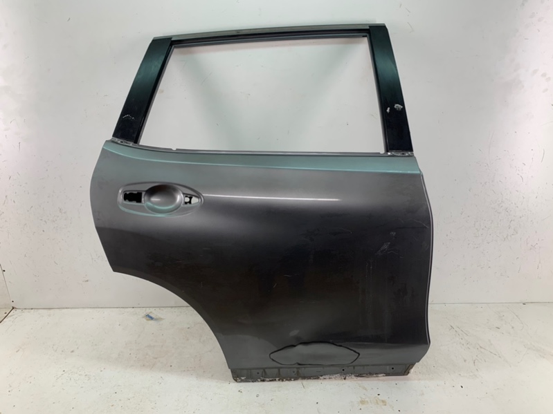 Дверь задняя правая