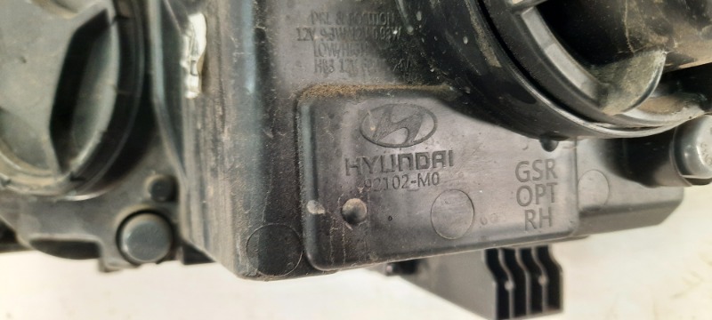 Фара правая