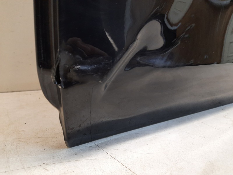 Дверь задняя левая