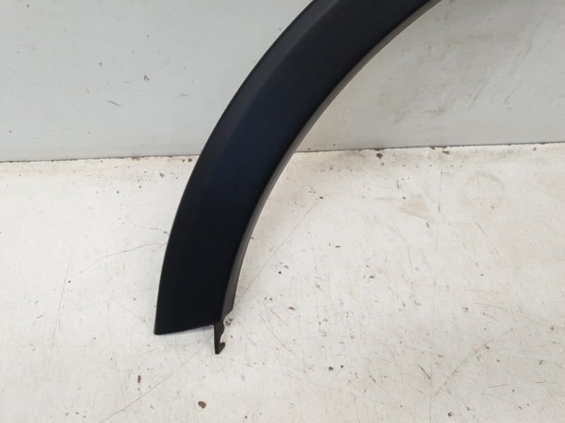 Накладка заднего крыла правого