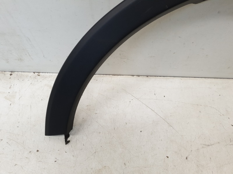 Накладка заднего крыла правого