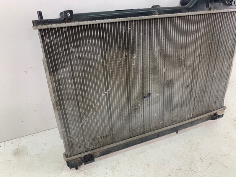 Радиатор охлаждения двигателя основной