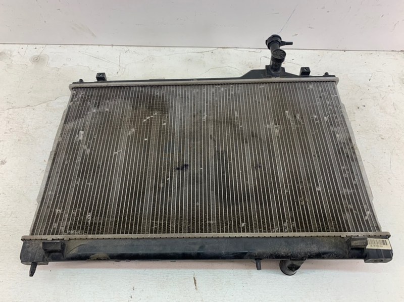 Радиатор охлаждения двигателя основной