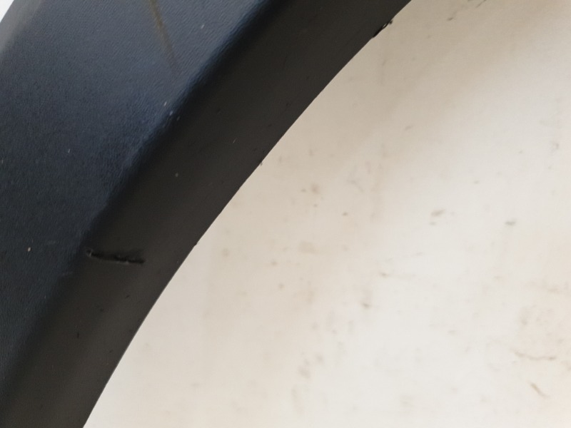 Накладка заднего крыла правого