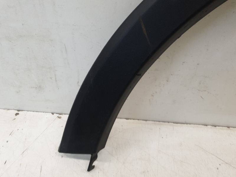 Накладка заднего крыла правого
