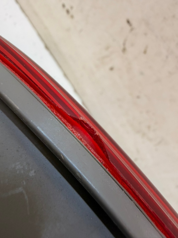 Фонарь задний левый