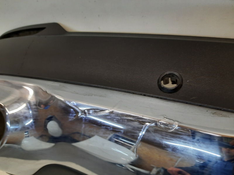 Спойлер заднего бампера