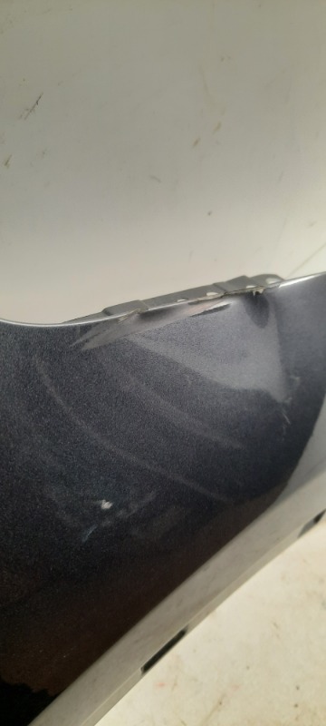 Крыло переднее правое