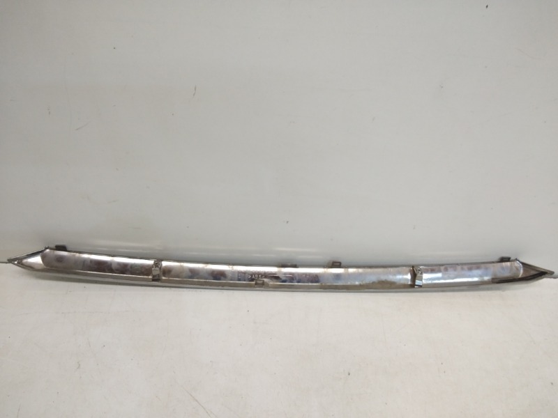 Накладка крышки багажника