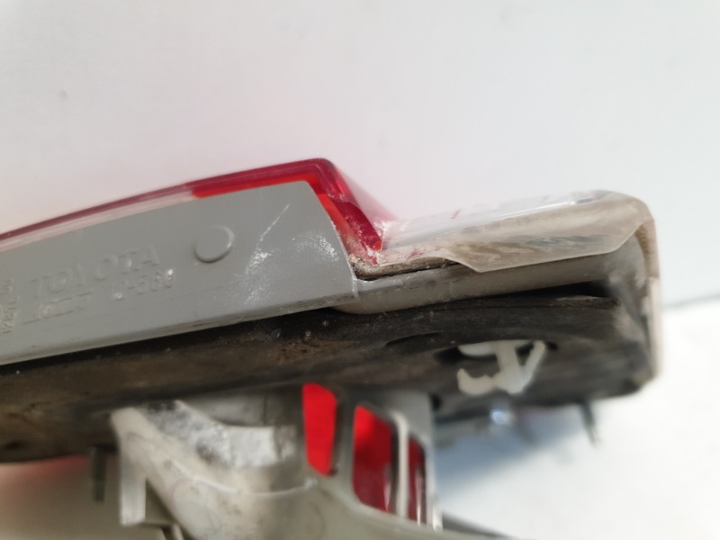 Фонарь задний левый