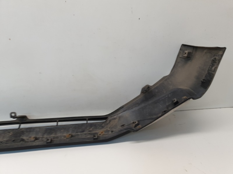 Спойлер переднего бампера