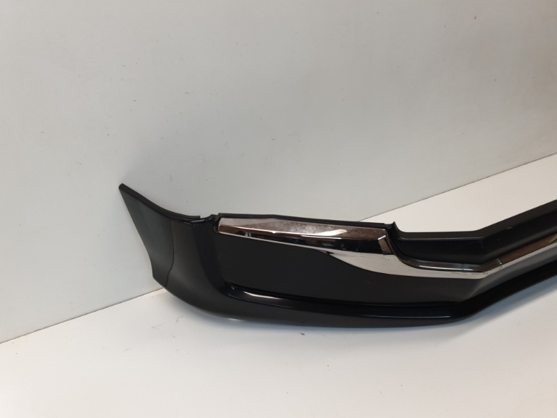 Спойлер переднего бампера