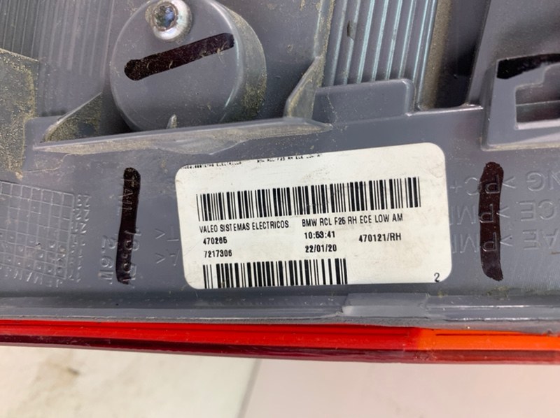 Фонарь задний правый