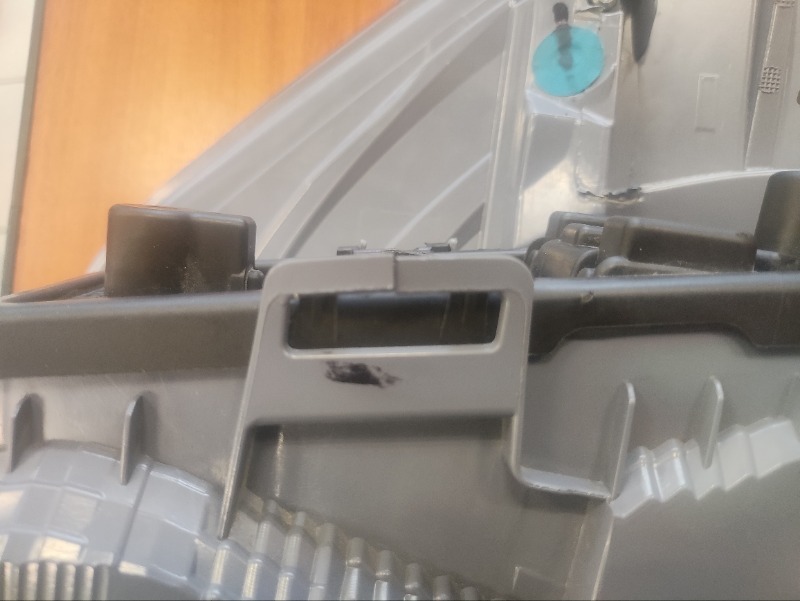 Фонарь задний правый