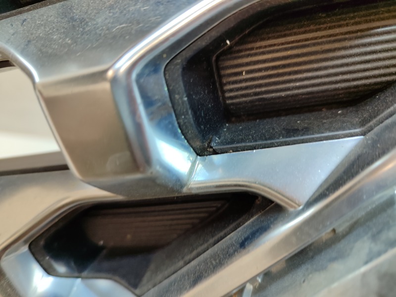 Решетка радиатора