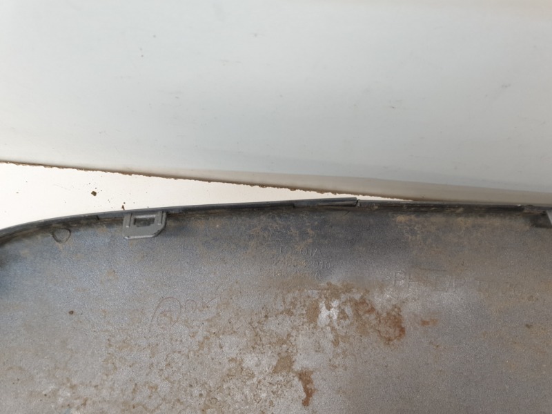 Накладка заднего бампера