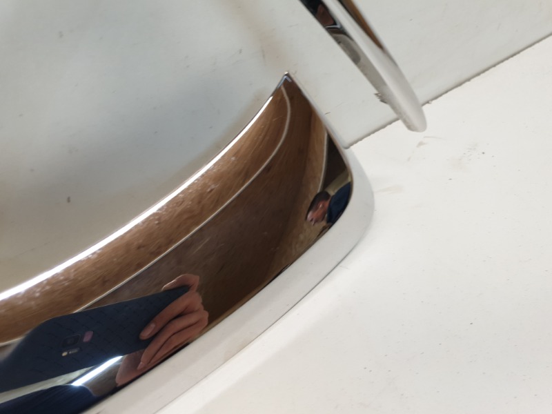 Рамка противотуманной фары правой