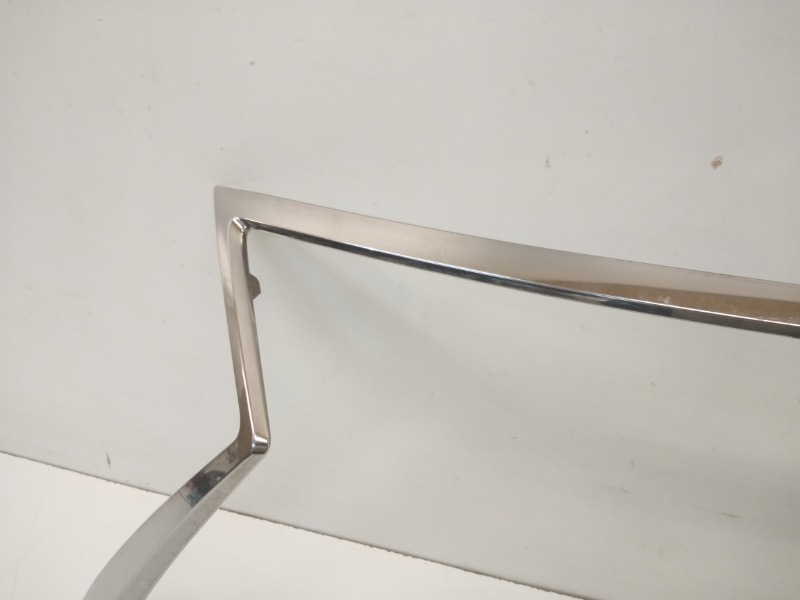 Накладка на решетку радиатора