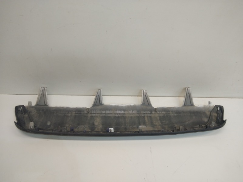 Спойлер заднего бампера