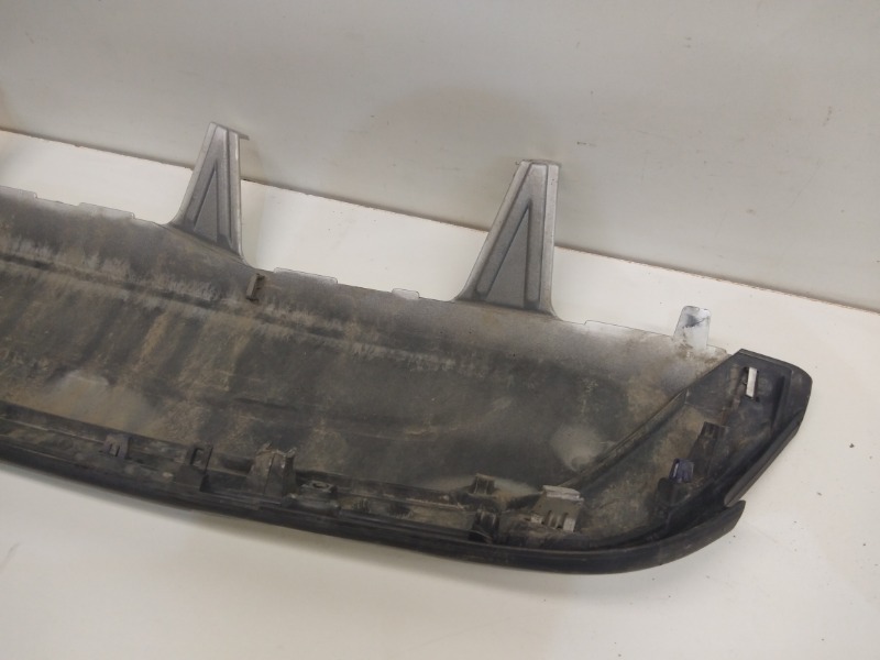 Спойлер заднего бампера