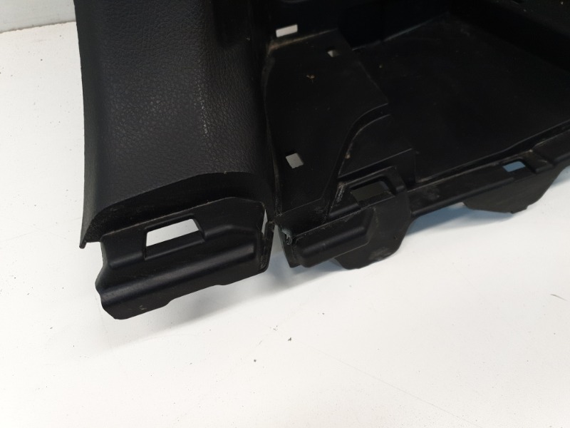 Обшивка багажника