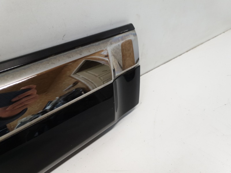 Накладка двери задней правой