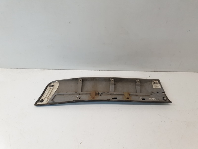 Накладка двери задней правой