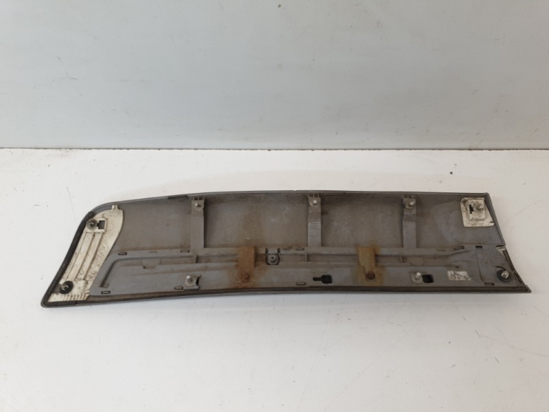 Накладка двери задней правой