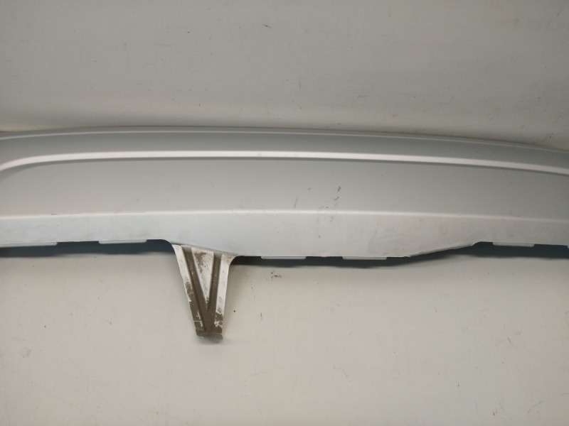 Спойлер заднего бампера