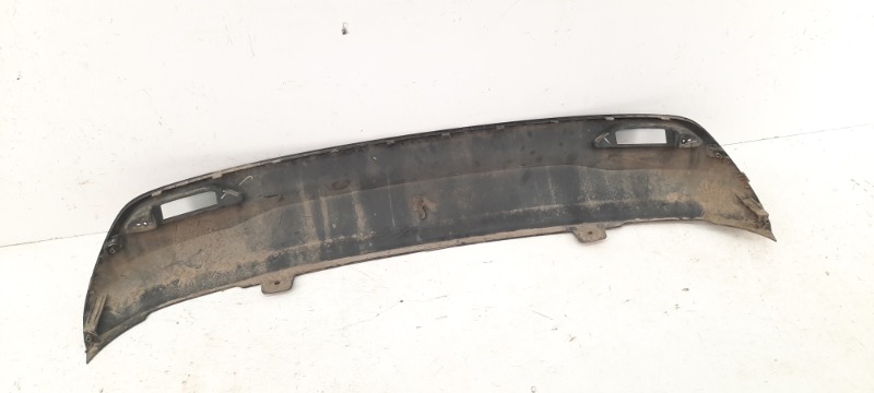 Спойлер заднего бампера