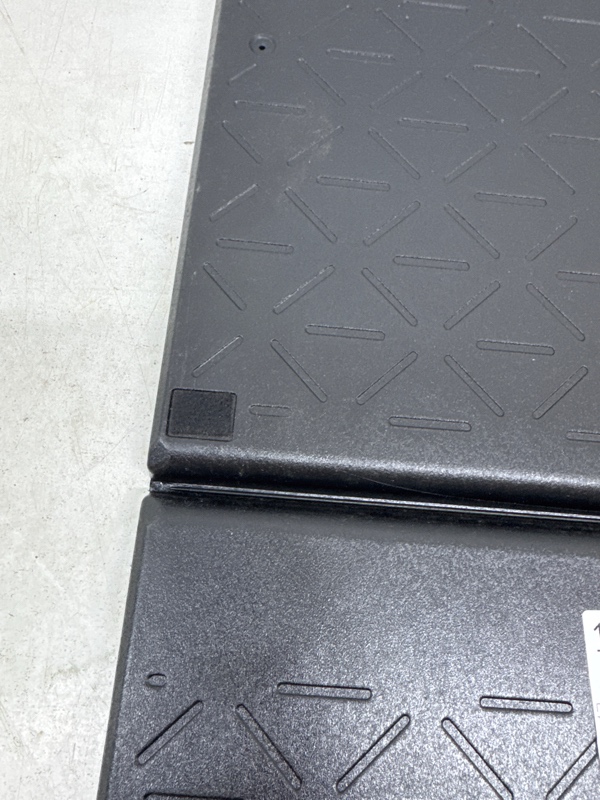 Пол багажника