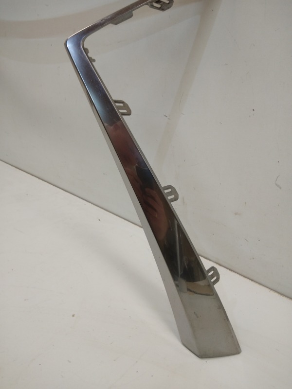 Накладка на решетку радиатора