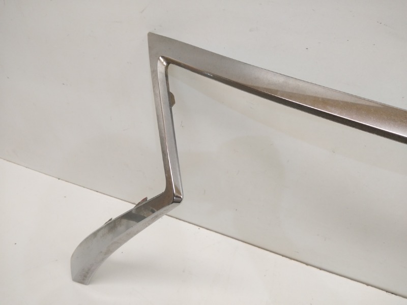 Накладка на решетку радиатора