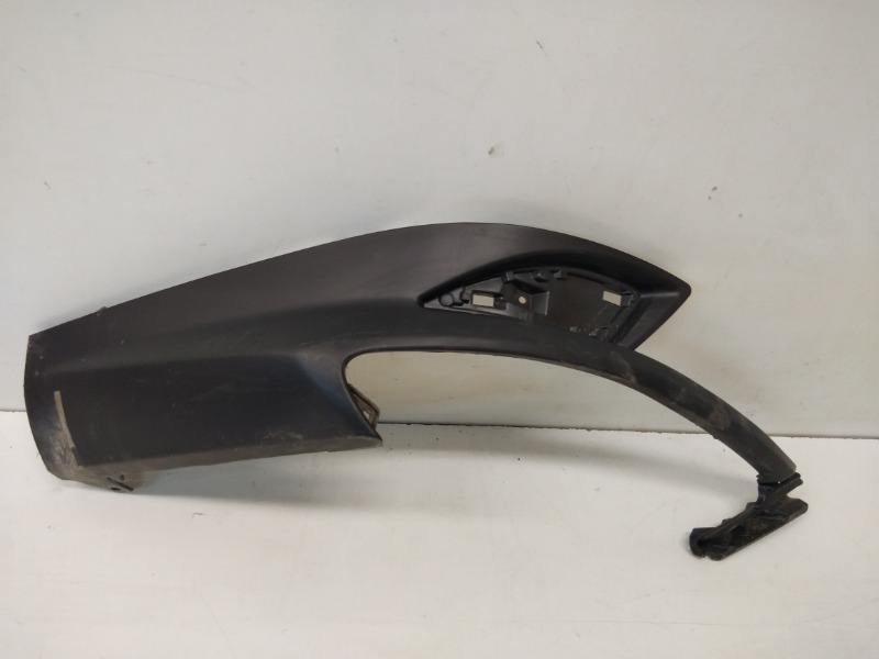 Спойлер заднего бампера