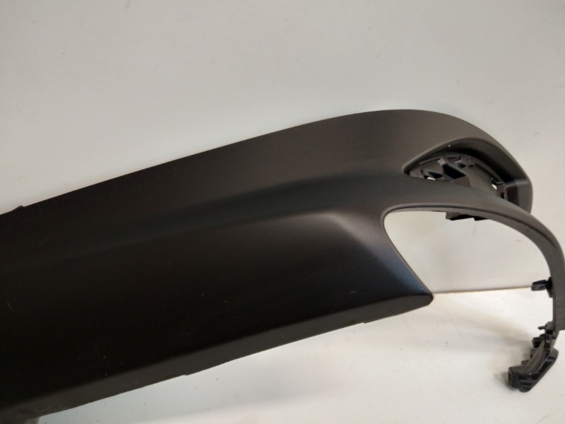 Спойлер заднего бампера