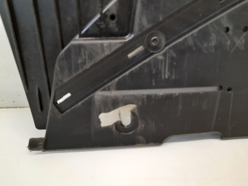 Пыльник двигателя